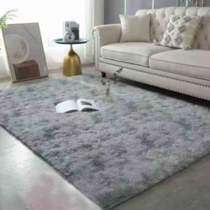 Fluffy Center Carpet